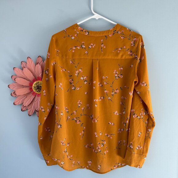 Express Women's Floral Loose V Neck Long Sleeve Blouse Size Small - Picture 4 of 6